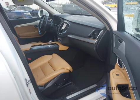 2016 Volvo Xc90 Hybrid T8 Momentum z USA, uszkodzony, nr VIN YV4BC0PK8G1090149